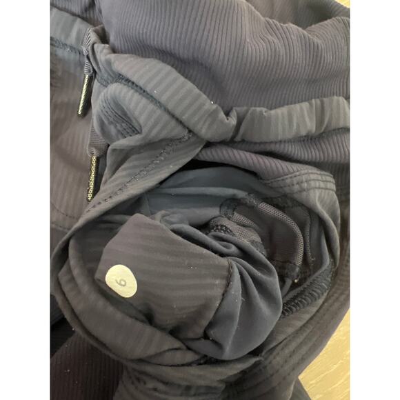 Lululemon Street To Studio Pant Unlined Size 6 Navy Gray - Picture 6 of 10